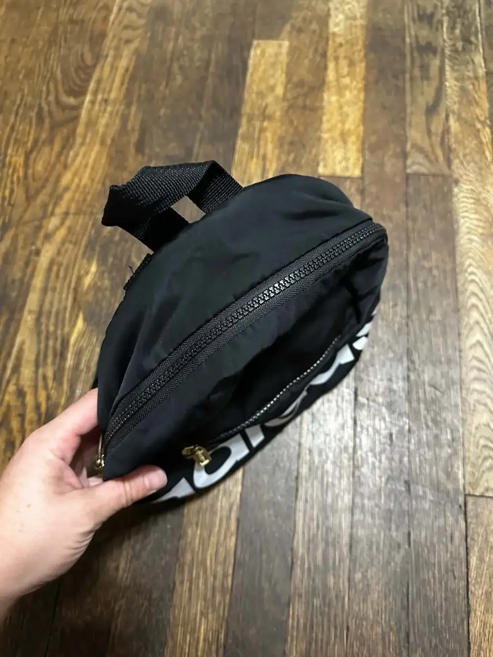 adidas linear mini